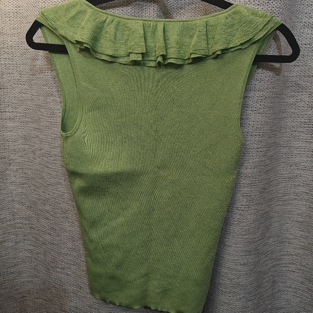 Silk Blend Green Banana‎ Republic Tank - Picture 4 of 6